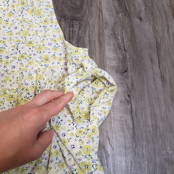 Storia Women's Medium Floral Sundress Loose Flowy Ruffle Detail Sleeveless Tier - Picture 11 of 11